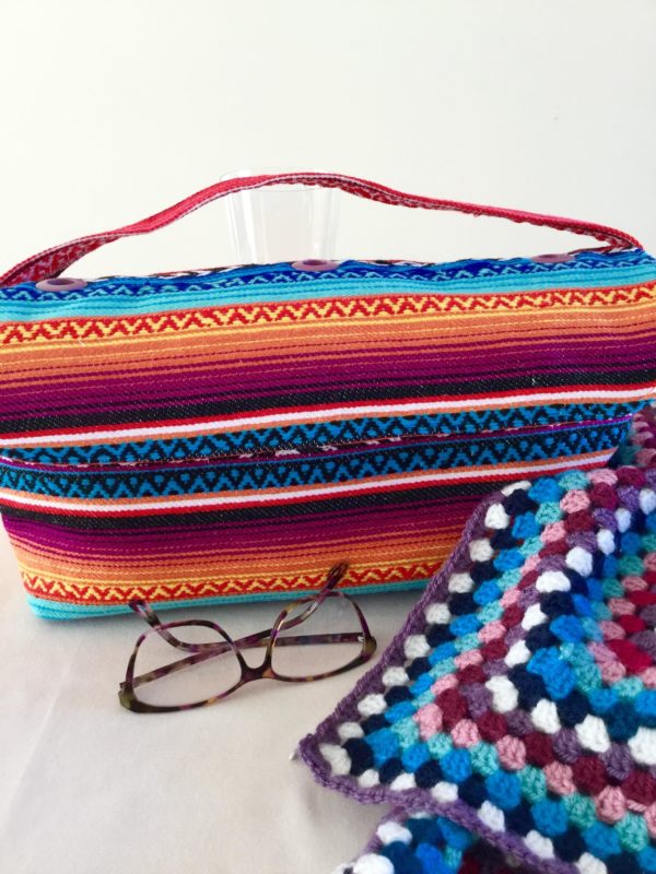 Large yarn bag with grommets